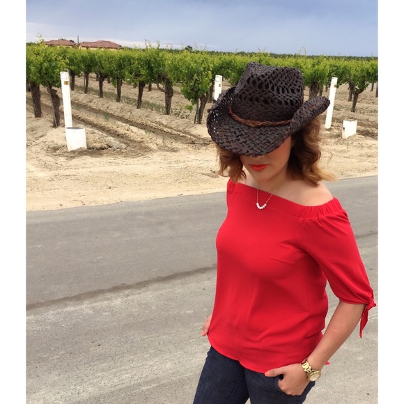 Meet your Posher, Priscila - Picture 6 of 8